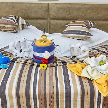 Elite Mamaia Nord Apartment